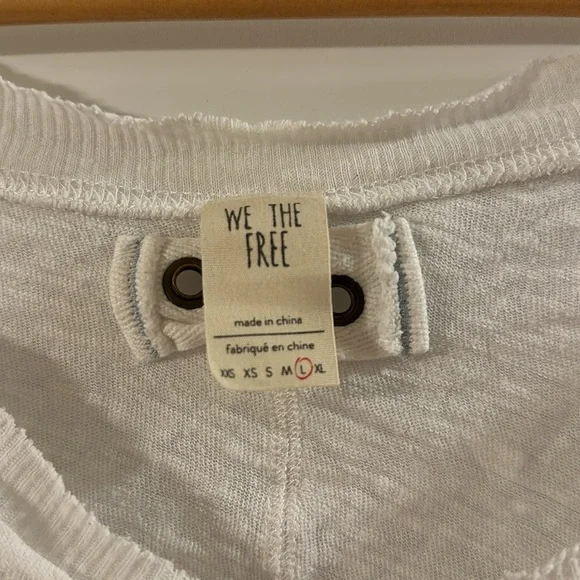 Free People flowy white top - Picture 4 of 4